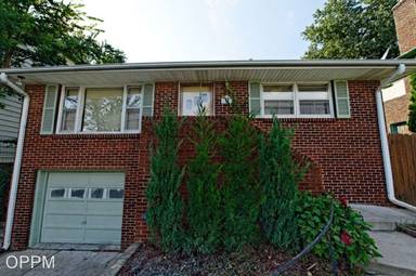 Main picture of 1012 S 35th Ave