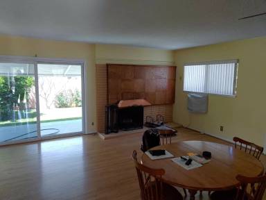 Main picture of 927 Latchford Ave