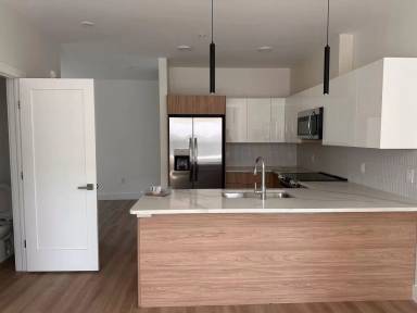 Main picture of 187 Main St