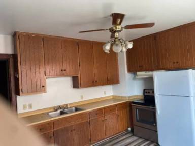 Main picture of 2927 N Oakland Ave