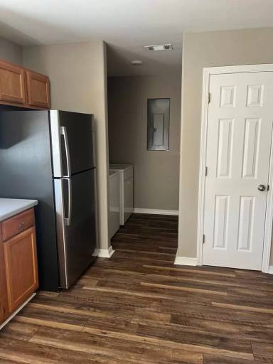 Main picture of 2701 S 56th St