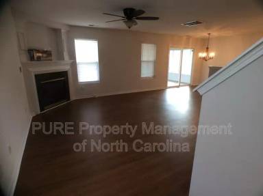 Main picture of 8103 Aqueduct Ct