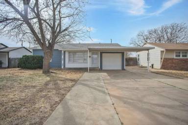 Main picture of 4303 42nd St