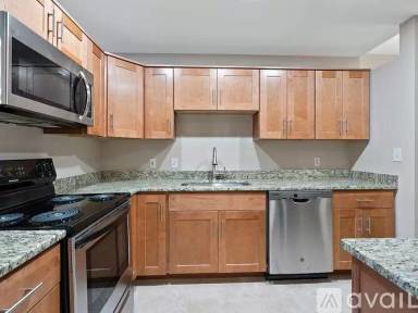 Main picture of 550 Washington St