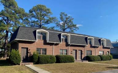 Main picture of 902 Darling Ave