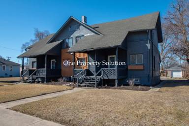 Main picture of 328 Bridge St