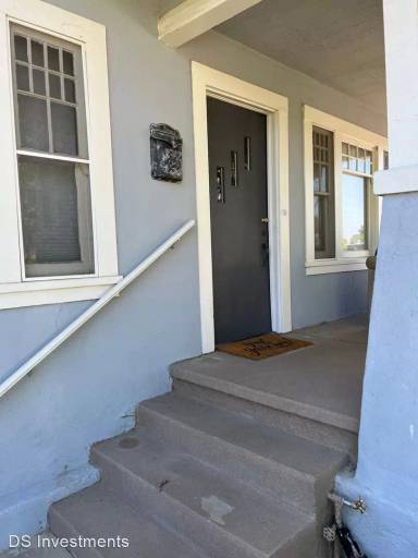 Main picture of 219 Portola Ave