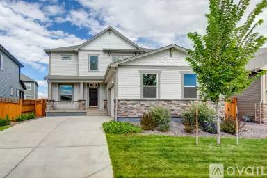 Main picture of 5240 2nd Ave