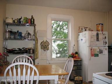 Main picture of 14 Kenwood St