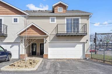 Main picture of 710 W Walnut St