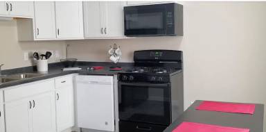 Main picture of 477 E State St