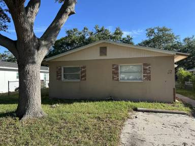 Main picture of 473 93rd Ave N