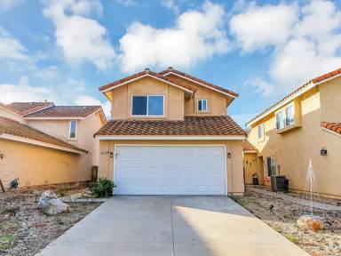 Main picture of 2524 Royal Saint James Dr