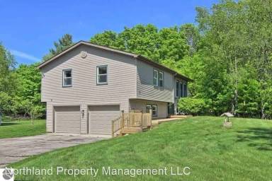 Main picture of 6144 Peggy Ln
