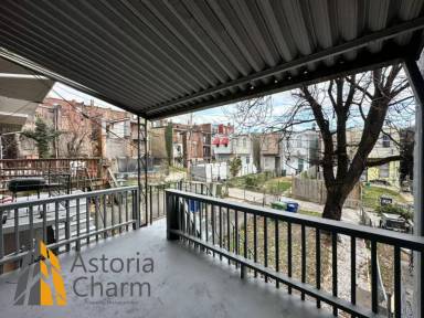 Main picture of 1821 Ruxton Ave