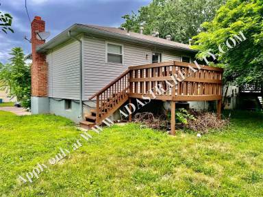 Main picture of 8933 Caenen Lake Rd