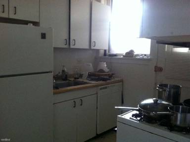 Main picture of 4501 N Troy St