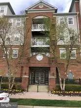 Main picture of 327 King Farm Blvd