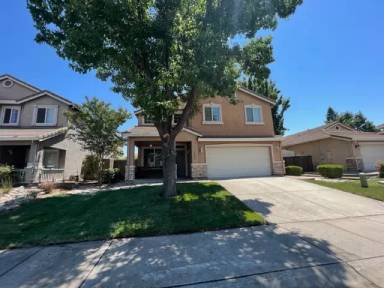 Main picture of 2858 Screech Owl Way