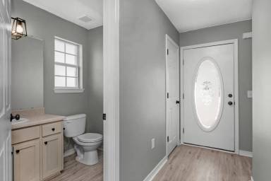 Main picture of 6707 Cedar Ridge Cir