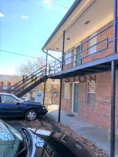 Main picture of 621 4th St NW