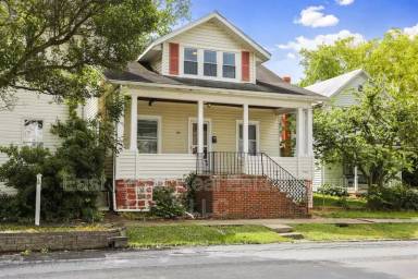 Main picture of 208 N Mary St