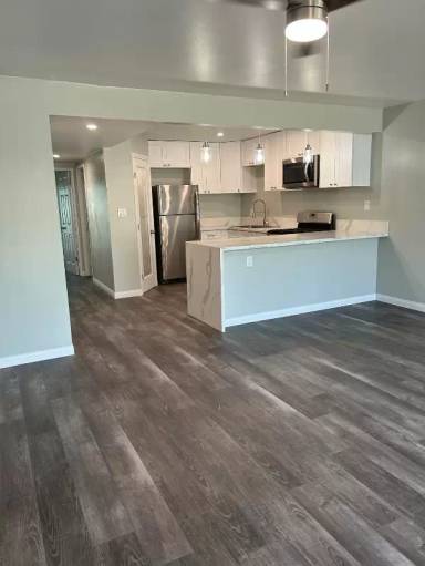 Main picture of 1286 N Cuyamaca St