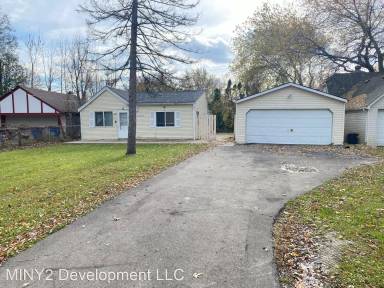 Main picture of 14866 E 10 Mile Rd