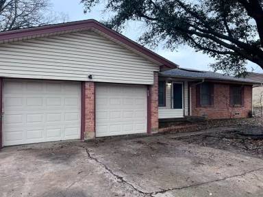 Main picture of 1105 Dawn Dr