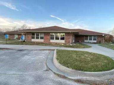 Main picture of 201 N Cedar St