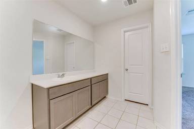 Main picture of 517 Milo Way