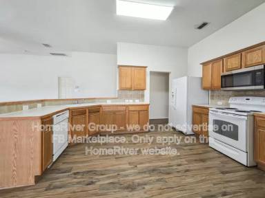 Main picture of 923 Pinebrook Dr