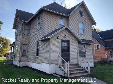 Main picture of 861 Bluff St