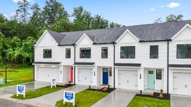 Main picture of 9170 Rolling Stone Way