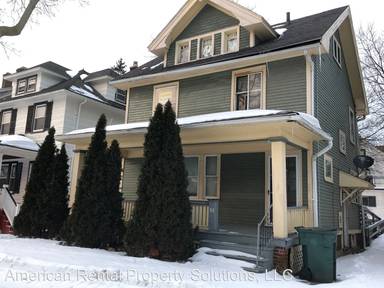 Main picture of 84 Stratford Park