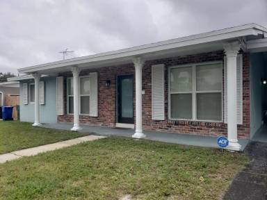 Main picture of 3250 SW 23rd St