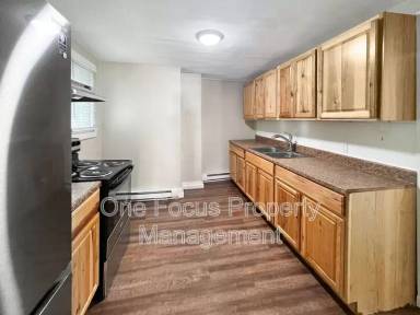 Main picture of 200 Danis St