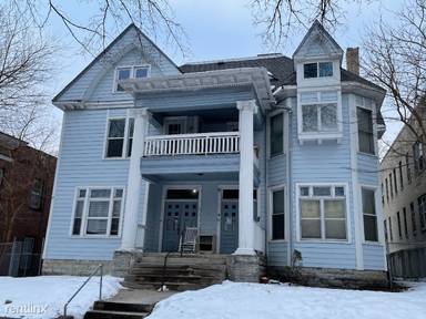Main picture of 2620 3rd Ave S