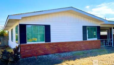 Main picture of 3113 Thomas Ave