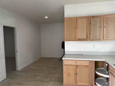 Main picture of 15840 SW 102nd Ave