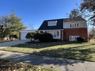 Main picture of 18453 Clyde Rd