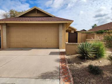 Main picture of 18209 N 17th Way