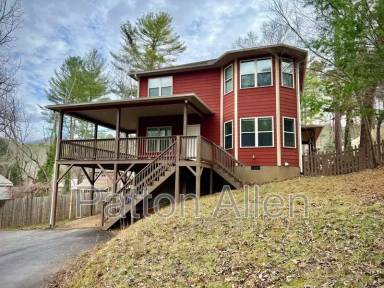 Main picture of 22 Bassett Rd