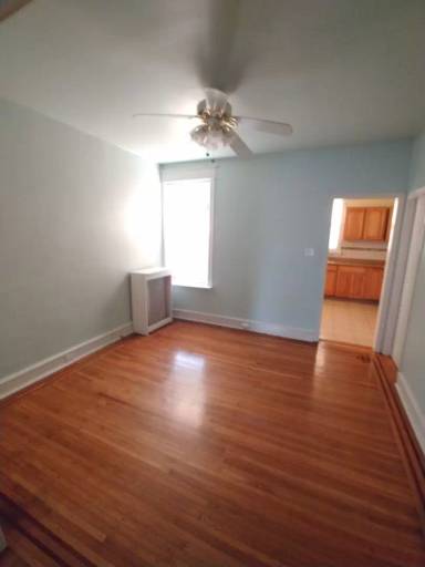 Main picture of 5714 N Lawrence St