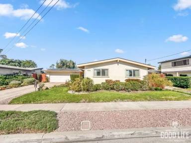 Main picture of 4164 Mount Herbert Ave
