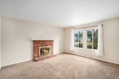 Main picture of 906 Mansfield Dr