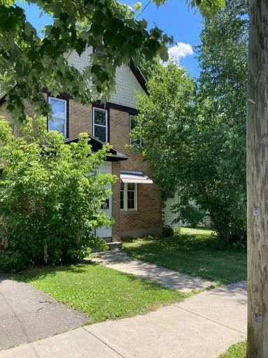 Main picture of 27 Saint Charles St