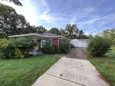 Main picture of 8641 Ellis Rd