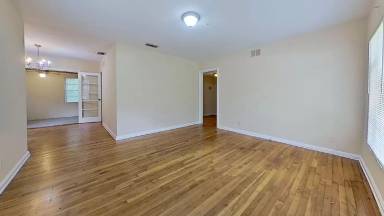 Main picture of 607 Garden Cliff Ct