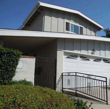 Main picture of 25218 Loytan St